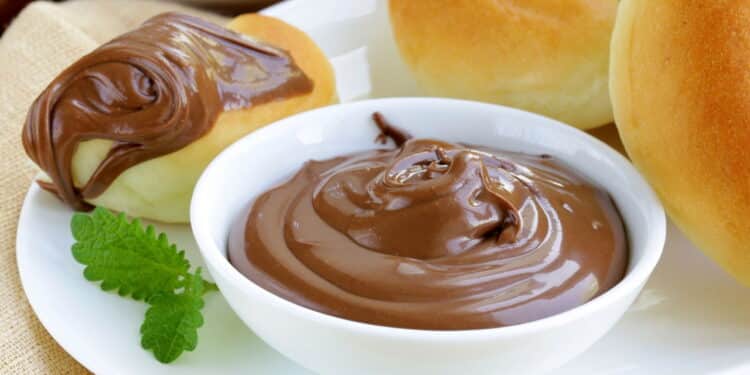 Mousse-de-Chocolate_1738244923271-750x375-1