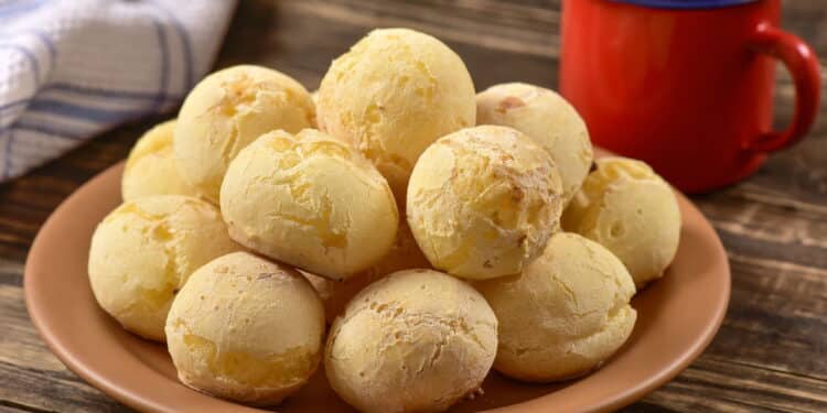 Pao-de-Queijo_1738305124272-750x375-1